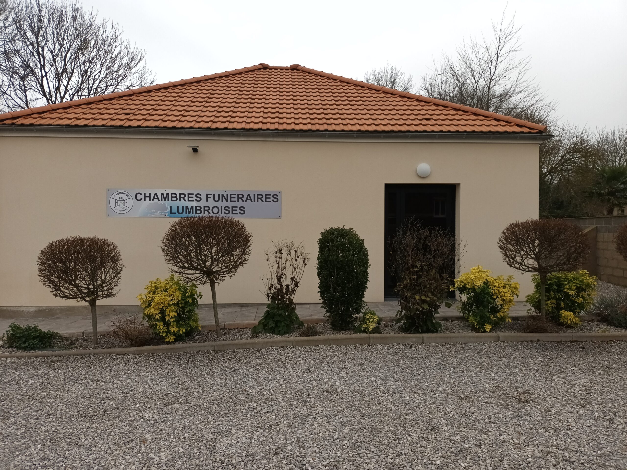 Photo de CHAMBRE FUNERAIRE LUMBROISE